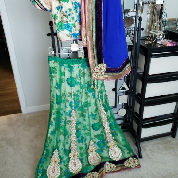 A line Lehenga Choli - Picture 7 of 11